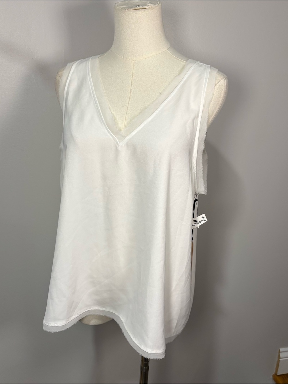 Halogen Women's White Sleeveless Tank Top Raw Hem Trim Size 1 NWT Classic Preppy